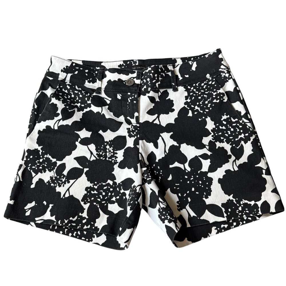 The Limited black and white floral chino shorts with pockets women's size 6